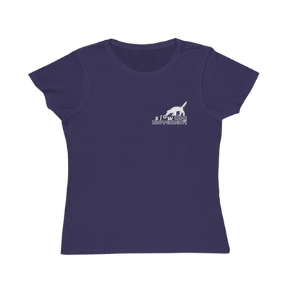 Classic Women's T-shirt with ">manifesto" Design