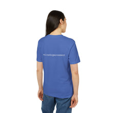 Załaduj obraz do przeglądarki galerii, &#39;SLOW wear&#39; fan SLOW DOG MOVEMENT© Film Poster Unisex T-shirt
